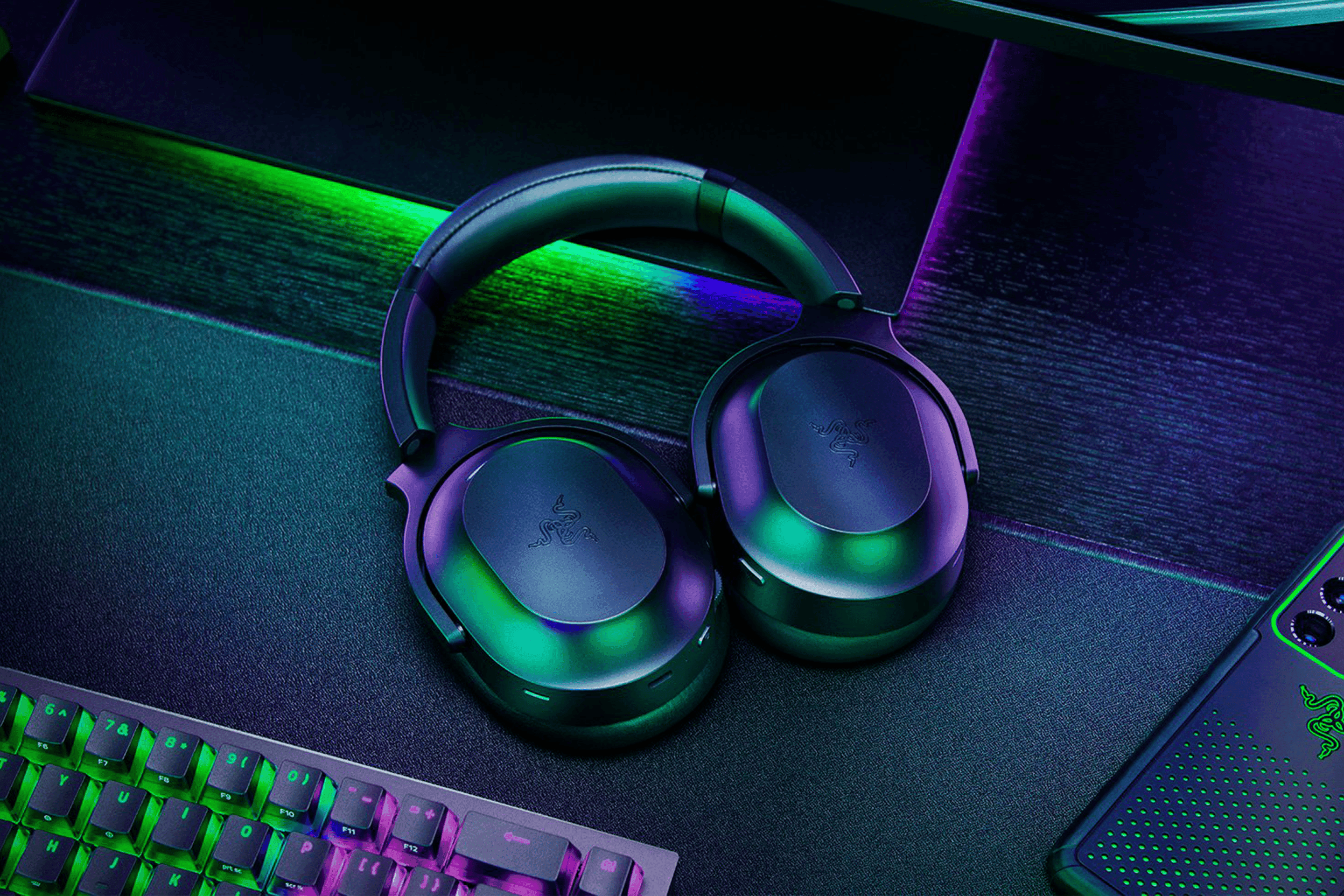 Razer - Barracuda_Rectangle (1920x2880) - 02_Barracuda